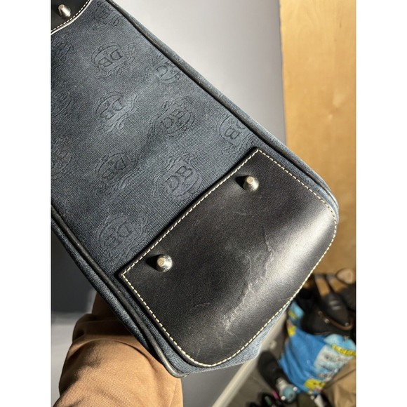 Dooney & Bourke Limited Edition Donegal Crest Large Navy Tote Handbag - Picture 6 of 10